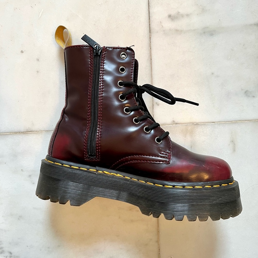Doc Martens Vegan Jadon II cherry red/oxford rub off red platform boots.